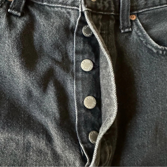 Denim Forum The Nina Midi Jean Shorts Black Size 30 Aritzia - Picture 4 of 11